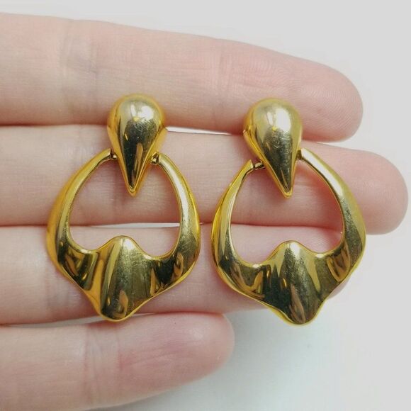 Vintage Gold Tone Door Knocker Style Stud Dangle Earrings, Classic Retro Design - Picture 2 of 7